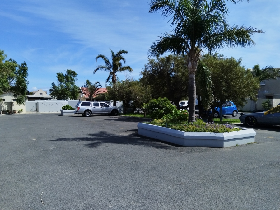 2 Bedroom Property for Sale in Admirals Park Western Cape